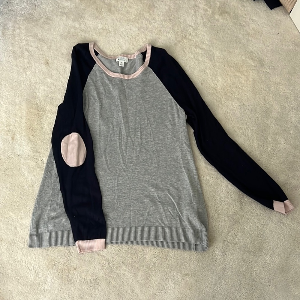 XL sweater. Elbow patches. Like new.